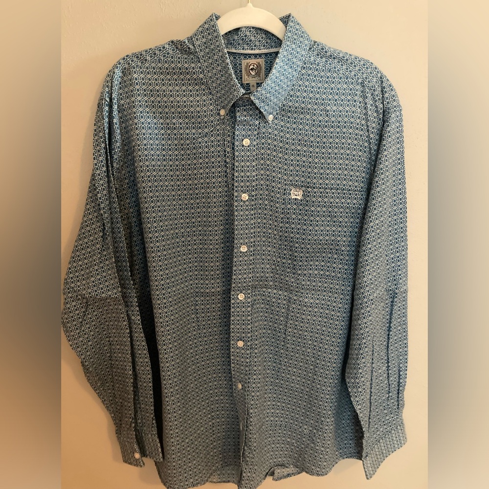 Men’s Cinch Button Down Shirt Medium